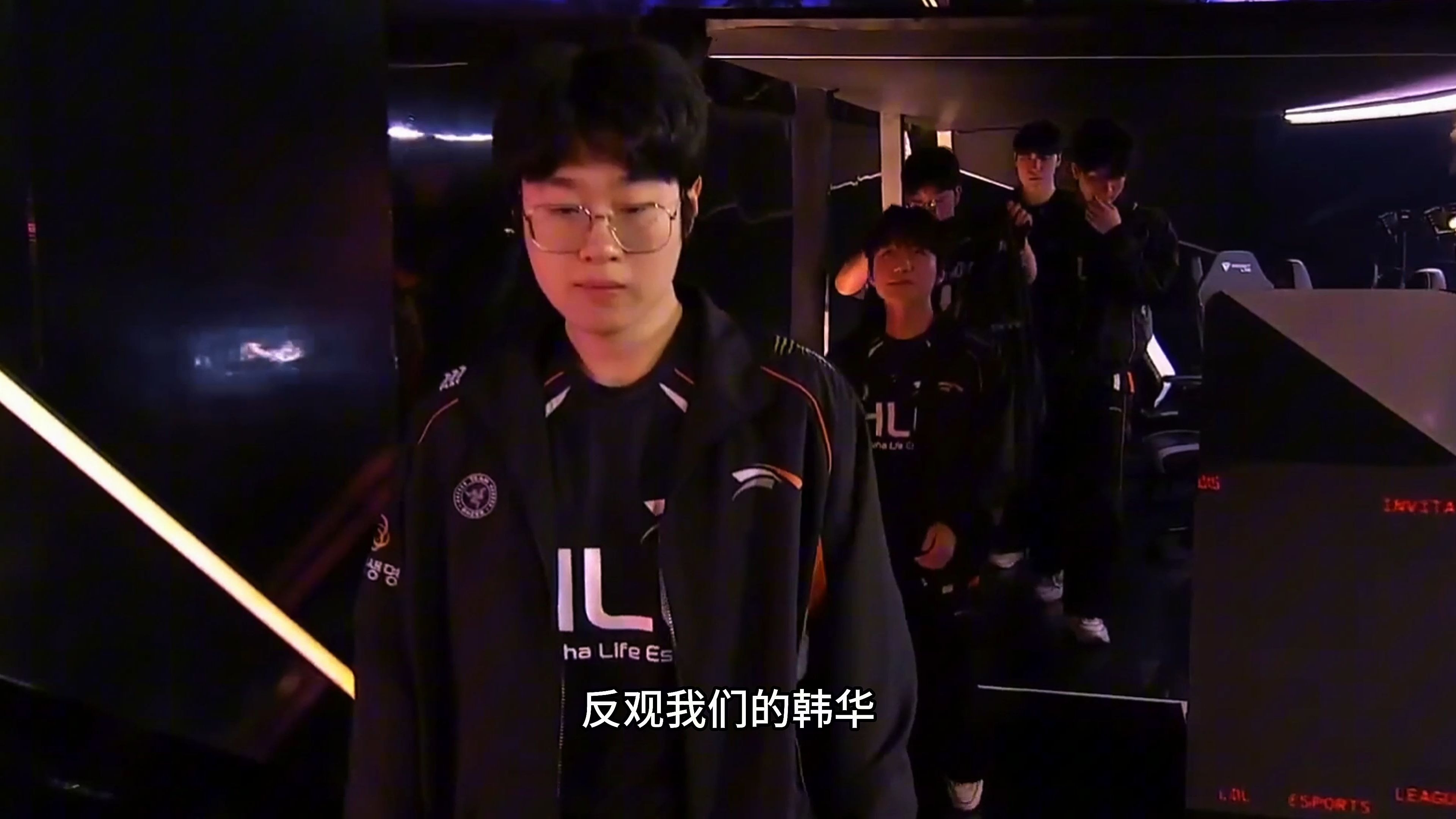 EDG鏖战PSG,Peanut操刀奇招英雄翻盘顶尖较量淘汰赛,强势挺进下一轮 EDG鏖战PSG,Peanut操刀奇招英雄翻盘顶尖较量淘汰赛,强势挺进下一轮