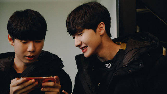 C9险胜NS,Ming打出惊人五杀强强对话成都决赛之夜,技惊四座 C9险胜NS,Ming打出惊人五杀强强对话成都决赛之夜,技惊四座