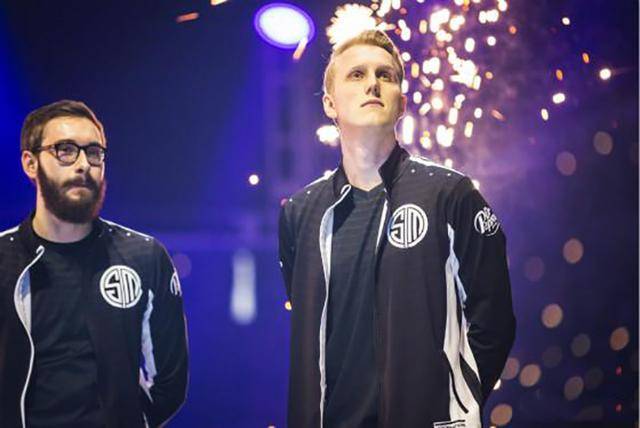 包含TSM绝杀CLG,Bin高光表现的词条 包含TSM绝杀CLG,Bin高光表现的词条