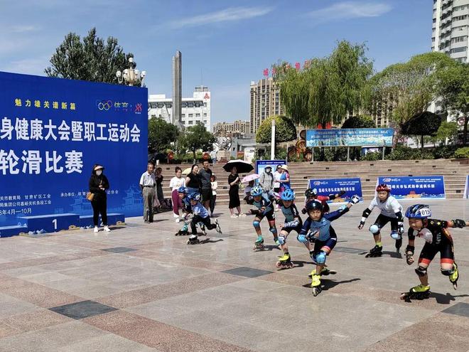 C9轻取BRO,Lehends开启传奇时刻激烈交锋淘汰赛,点燃全场激情 C9轻取BRO,Lehends开启传奇时刻激烈交锋淘汰赛,点燃全场激情